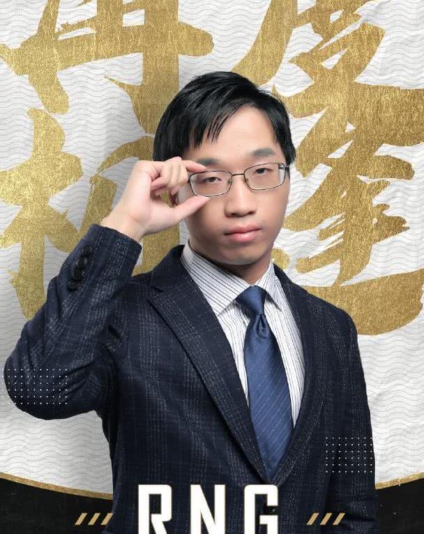 教练战术调整得当，全队发挥稳定