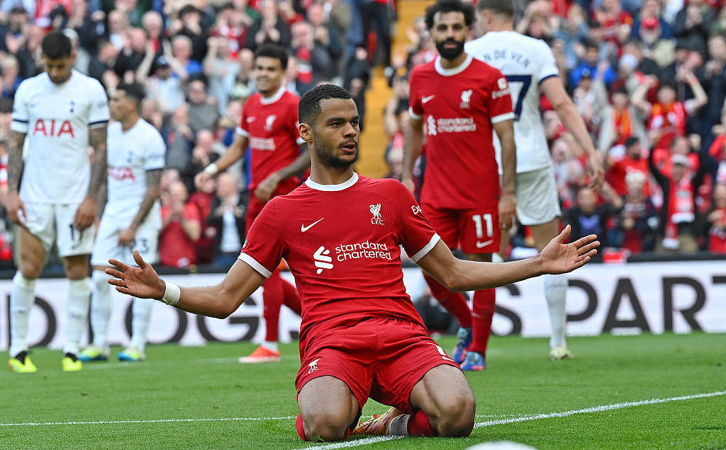 包含利物浦连续不败，英超冠军前景乐观的词条