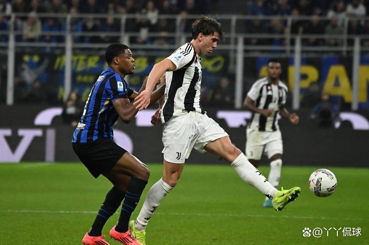 包含帕尔马俱乐部教练团队迎来新成员的词条 包含帕尔马俱乐部教练团队迎来新成员的词条