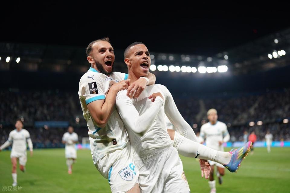 关于马赛取胜，法甲冠军赛遥遥领先的信息