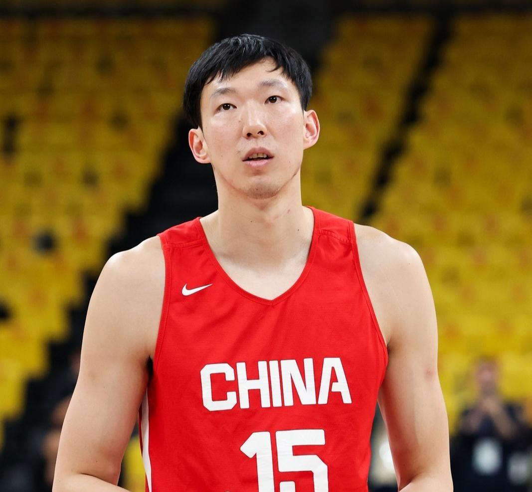 长沙男篮主控出色发挥,率队赢球 长沙男篮主控出色发挥,率队赢球