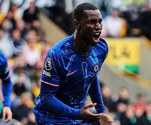 九游体育app-曼城客场战平埃弗顿，保持不败态势的简单介绍