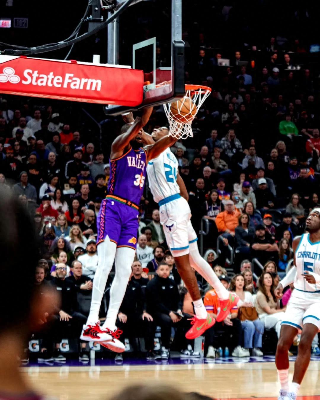 黄蜂击败勇士,取得关键胜利 黄蜂击败勇士,取得关键胜利