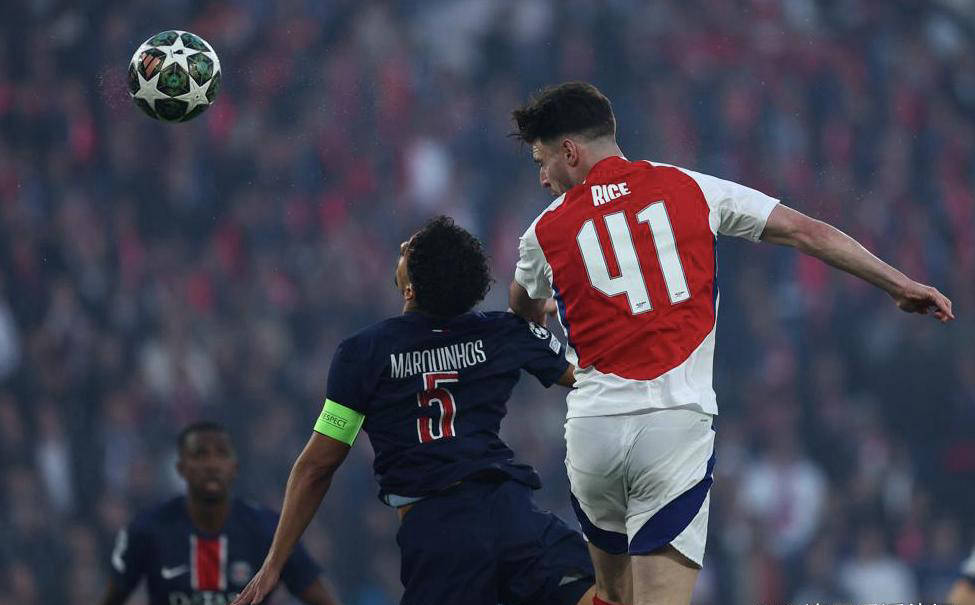 关于巴黎圣日耳曼庆祝晋级，欧冠比赛决赛目标浮现的信息