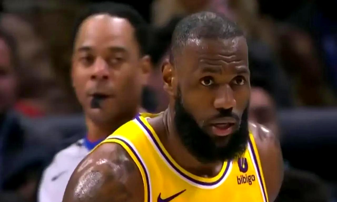 -掘金球队整体发挥出色，横扫对手获胜