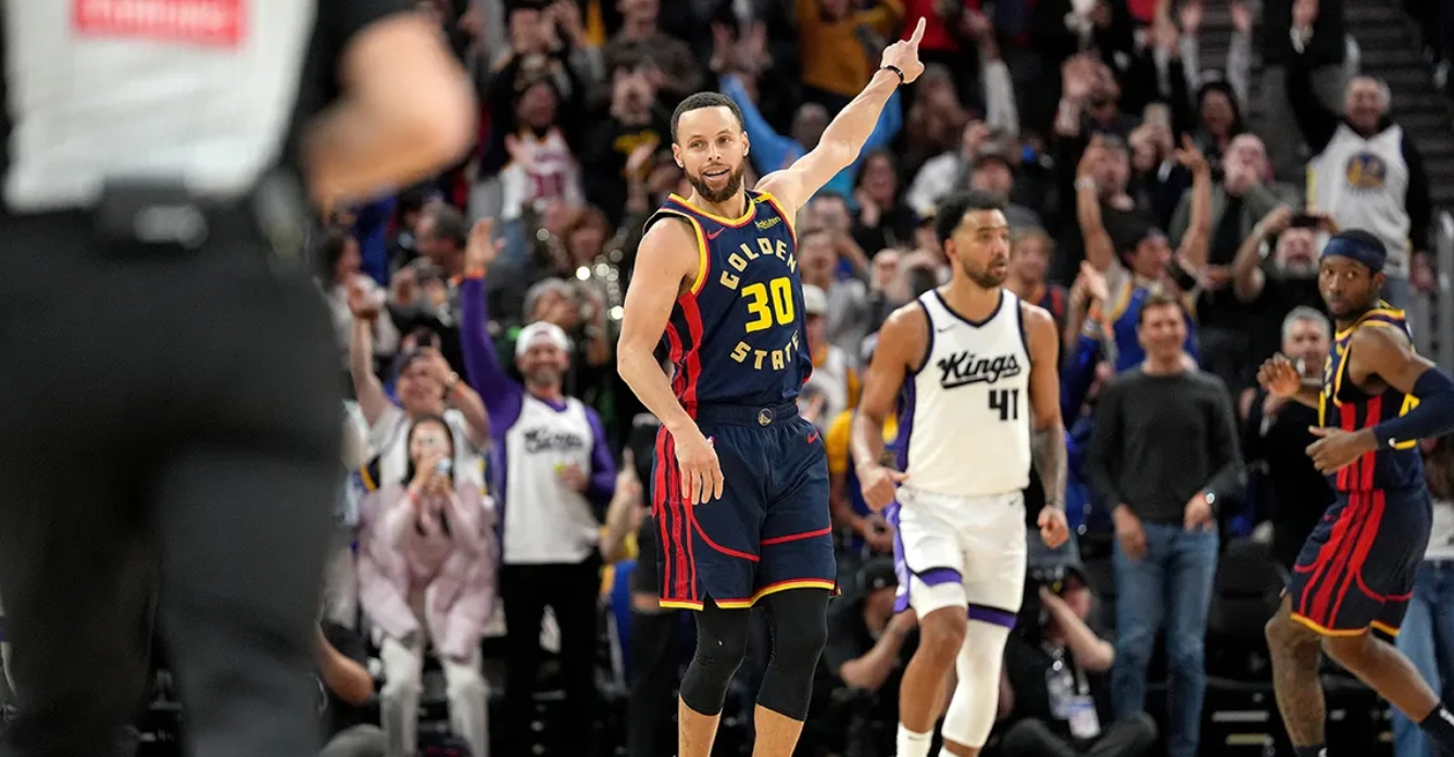 勇士主场击败爵士库里三分球贡献领先