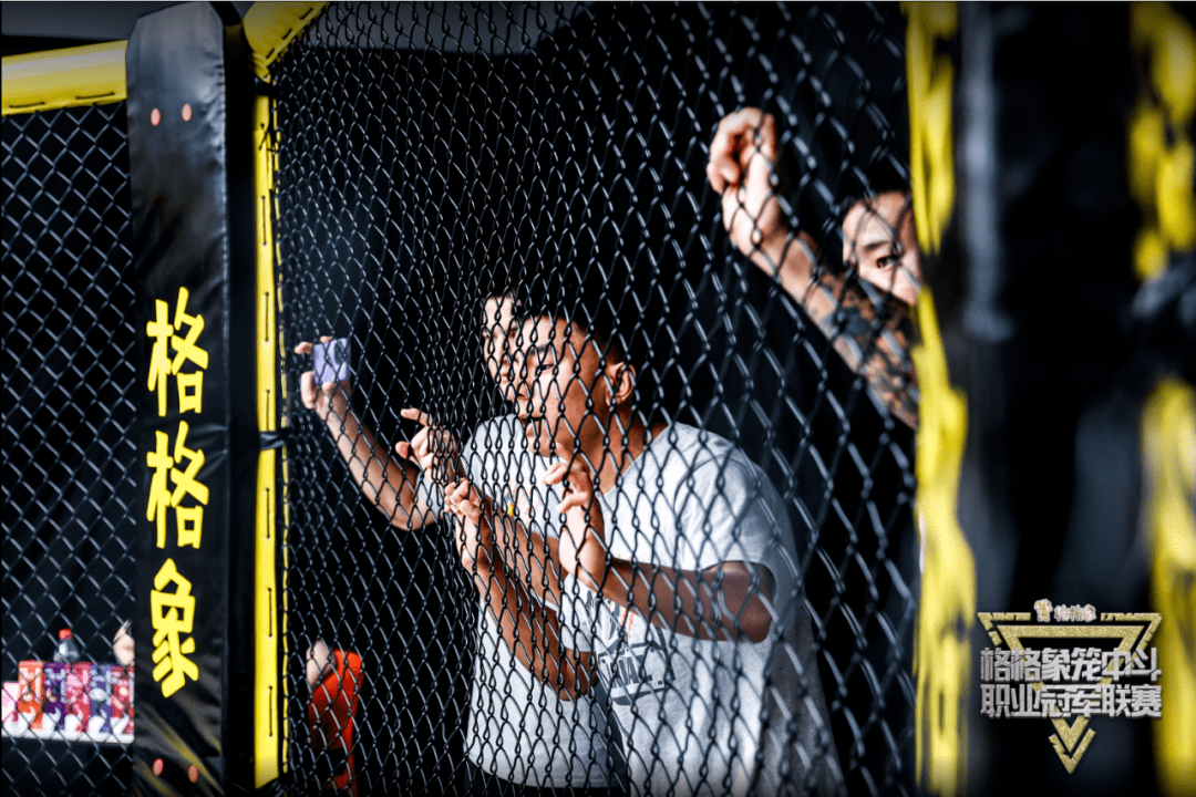 胜负之争再起,球场搏击精彩绝伦 胜负之争再起,球场搏击精彩绝伦