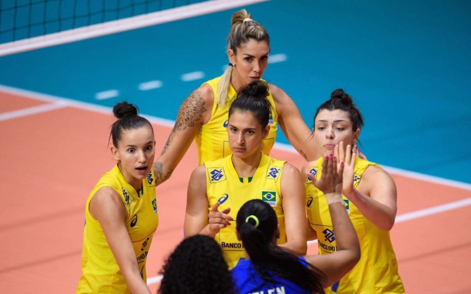 安娜队在绝对行动之中,强大实力获胜晋级 安娜队在绝对行动之中,强大实力获胜晋级