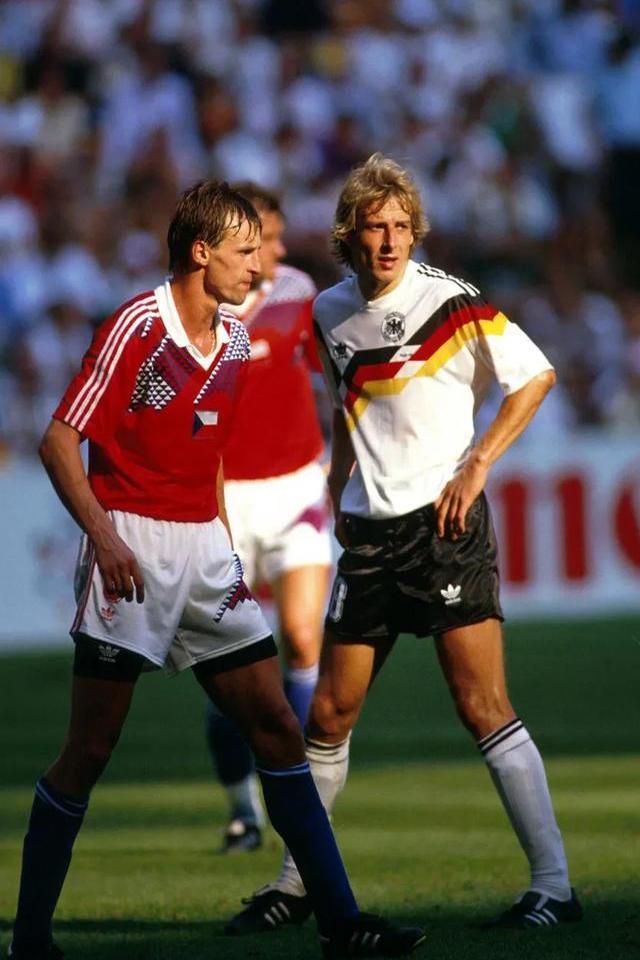 包含斯洛伐克队在拼争比赛中赢得关键胜利,晋级乐观的词条 包含斯洛伐克队在拼争比赛中赢得关键胜利,晋级乐观的词条