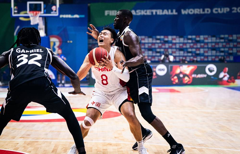 非洲篮球队迈进国家赛事夺冠赛道 非洲篮球队迈进国家赛事夺冠赛道