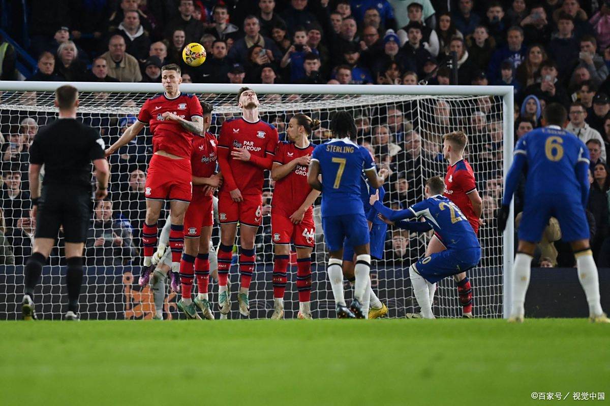 九游体育官方登录入口-火爆足球赛场，谁将成为最后的胜者？的简单介绍