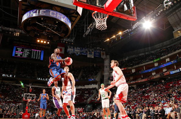 关于篮球新秀获得巨额签约合同，引爆转会市场的信息