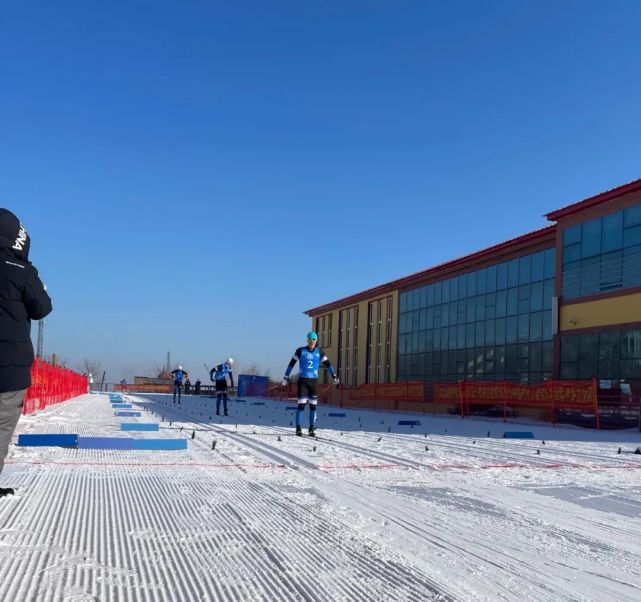 九游体育官网入口-包含印度选手高歌猛进获得拳击金牌的词条