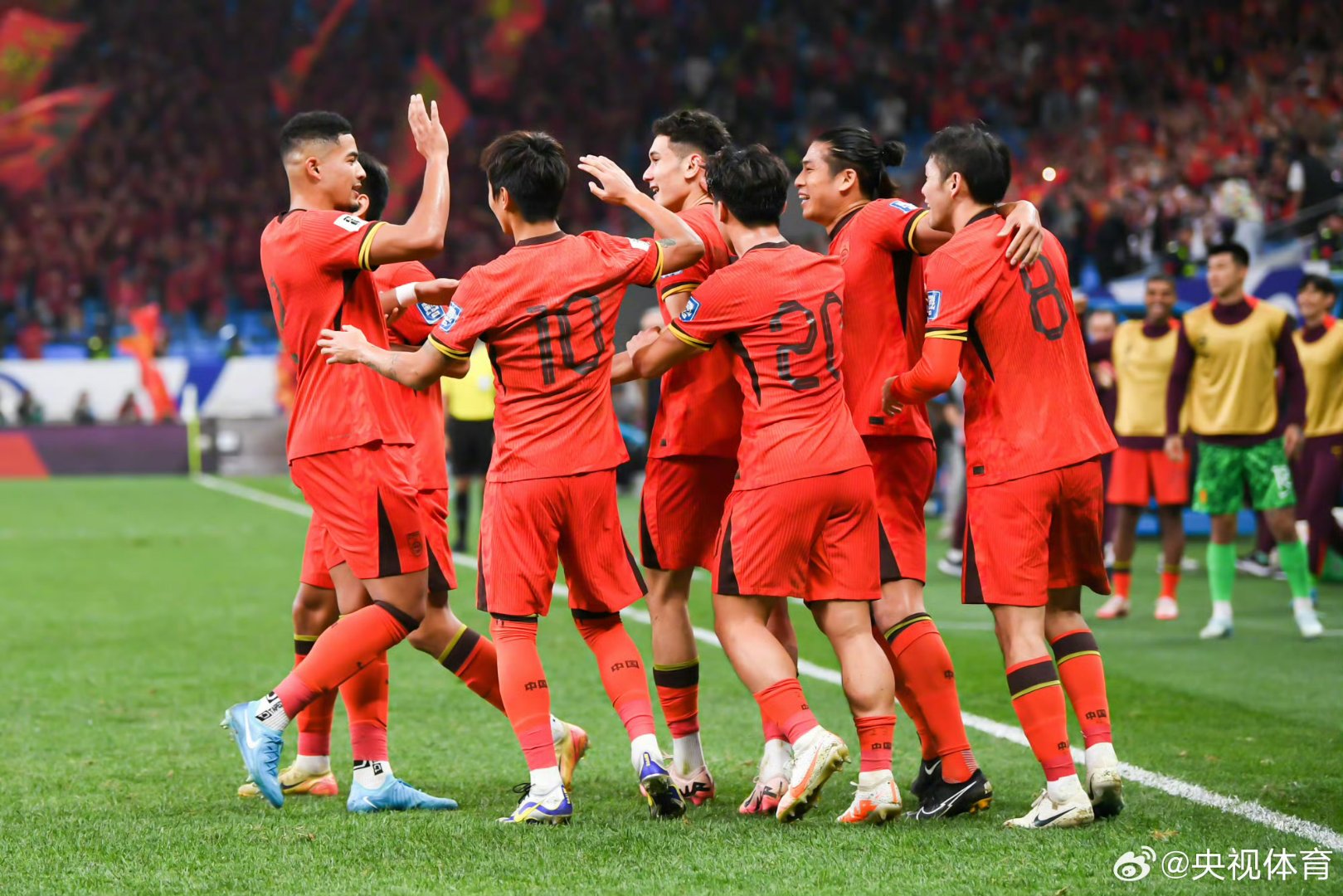 九游体育中国官网-关于火爆比赛！国内领先足球聚焦全国热议的信息